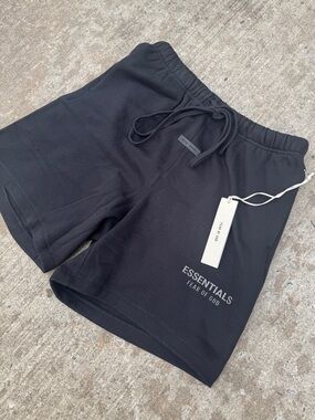 Fear of God Essentials Classic Fleece Sweatshort Jet Black FW25